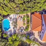 Holiday Antiq Mokošica